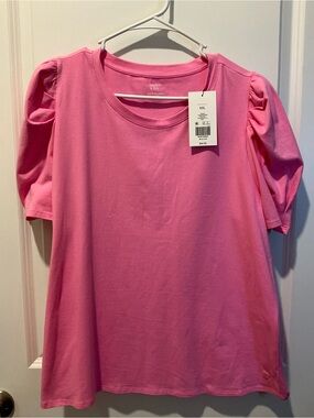 Crown & Ivy Pink Puff-Sleeve Tee